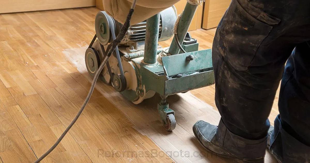 Mantenimiento de Pisos en Madera Mantenimiento de Pisos en Madera